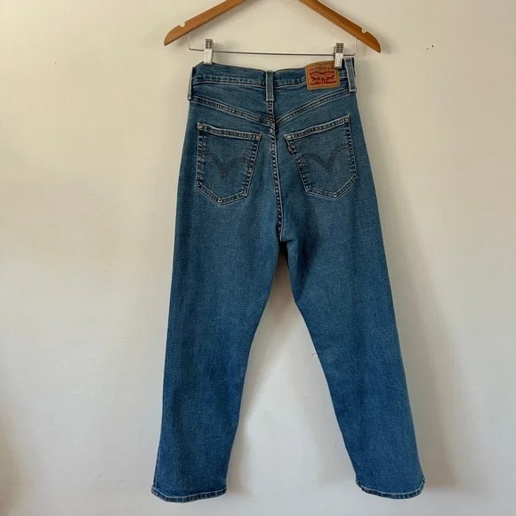 Levi's Ribcage Straight leg Jeans - Picture 2 of 3